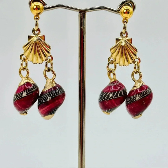 Hand Painted Small Shell Earrings in Burgundy and Gold Tone French Wire… - Picture 1 of 10